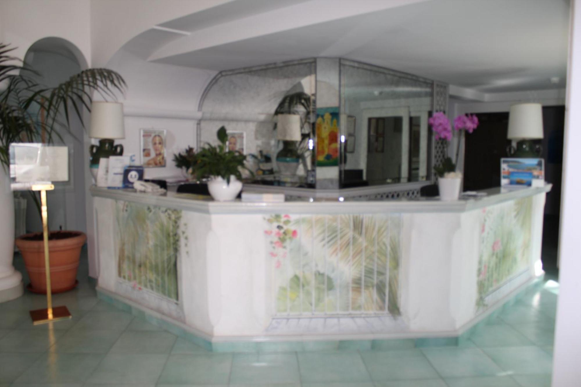 Hotel Floridiana Terme 이스키아 외부 사진