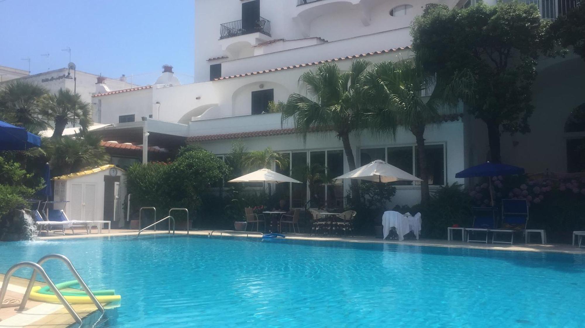 Hotel Floridiana Terme 이스키아 외부 사진