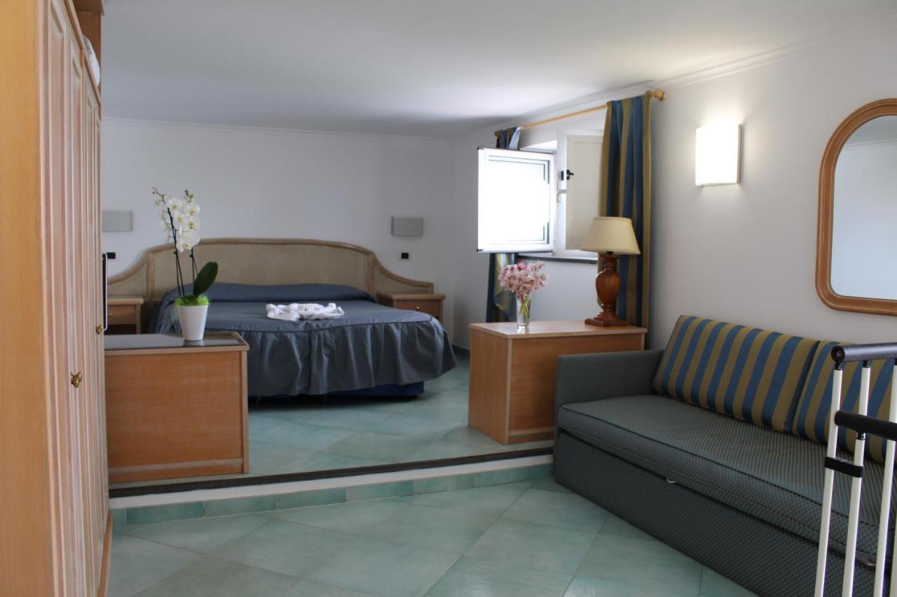 Hotel Floridiana Terme 이스키아 외부 사진