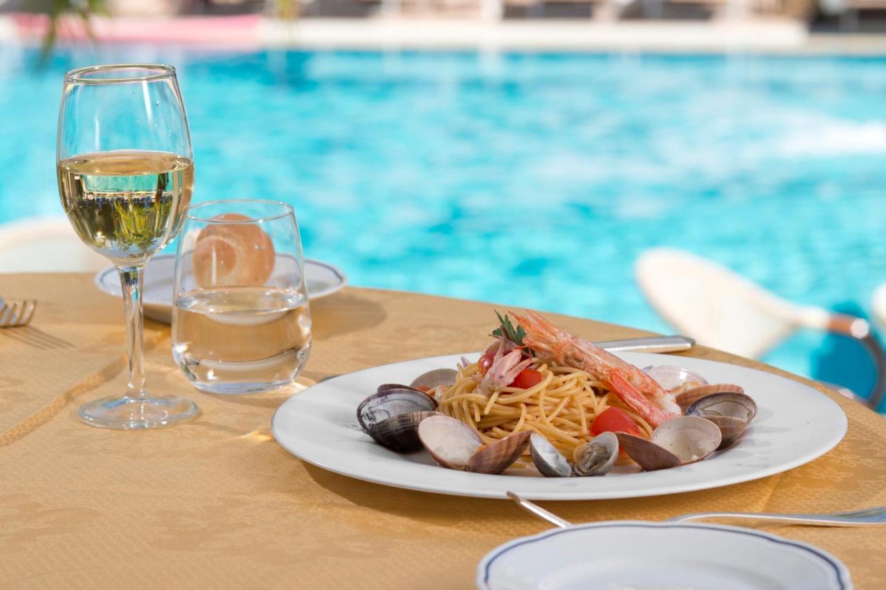 Hotel Floridiana Terme 이스키아 외부 사진